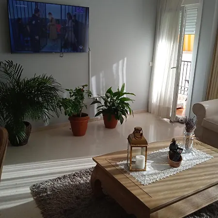 Alquilo Con Bano Y Cocina Compartida Apartment